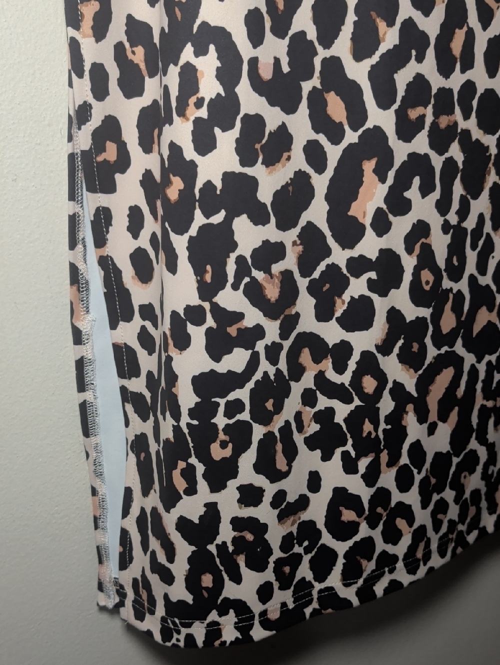 Jess Lea Leopard Printed Midi Skirt Cream Tan Black Stretchy NEW Women's Size M - Picture 3 of 6